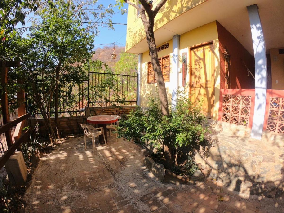טגאנגה Hostal La Casa De Felipe מראה חיצוני תמונה