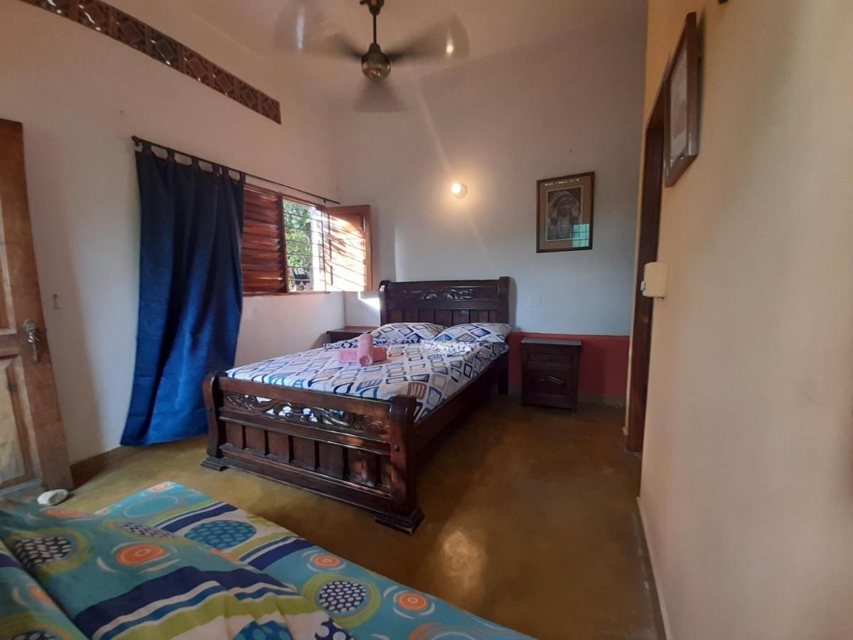 טגאנגה Hostal La Casa De Felipe מראה חיצוני תמונה