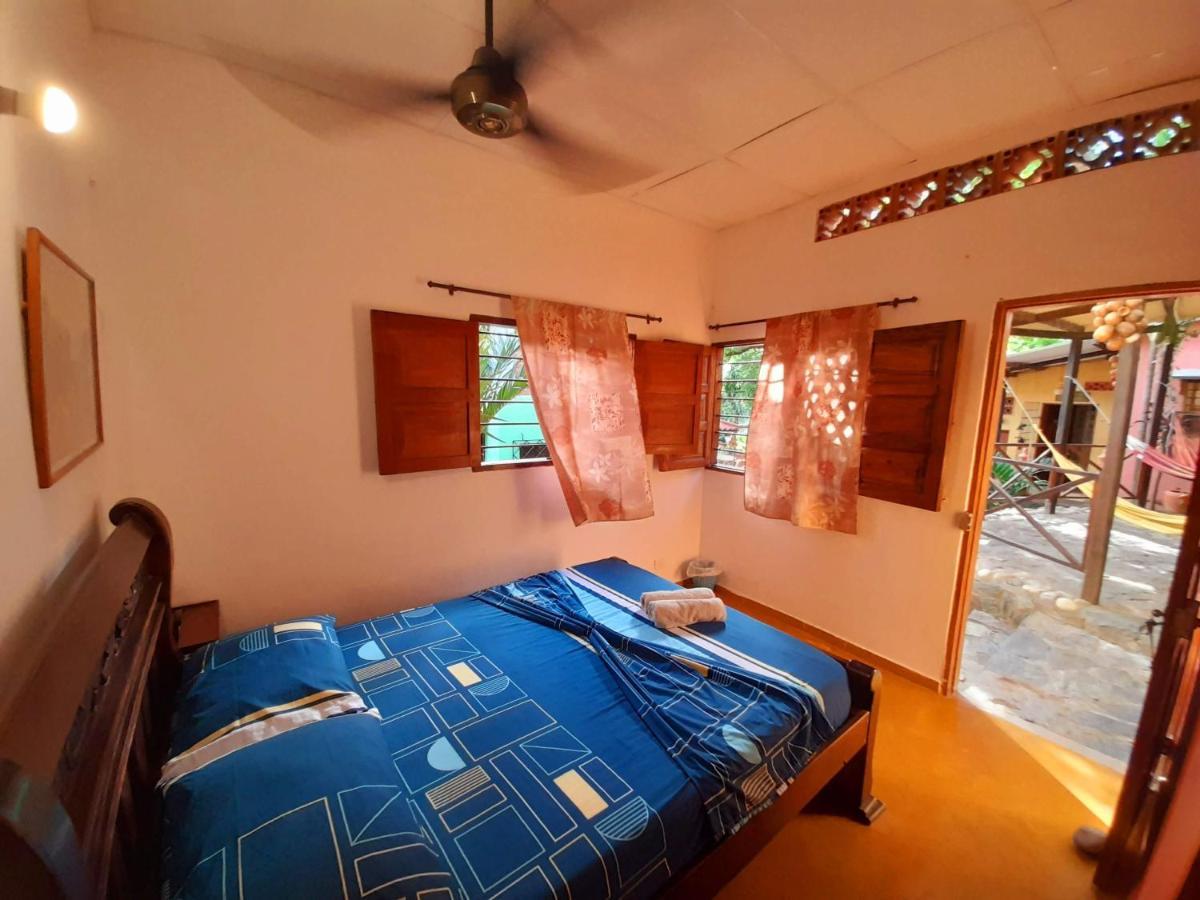 טגאנגה Hostal La Casa De Felipe מראה חיצוני תמונה