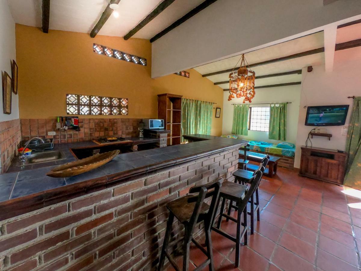 טגאנגה Hostal La Casa De Felipe מראה חיצוני תמונה