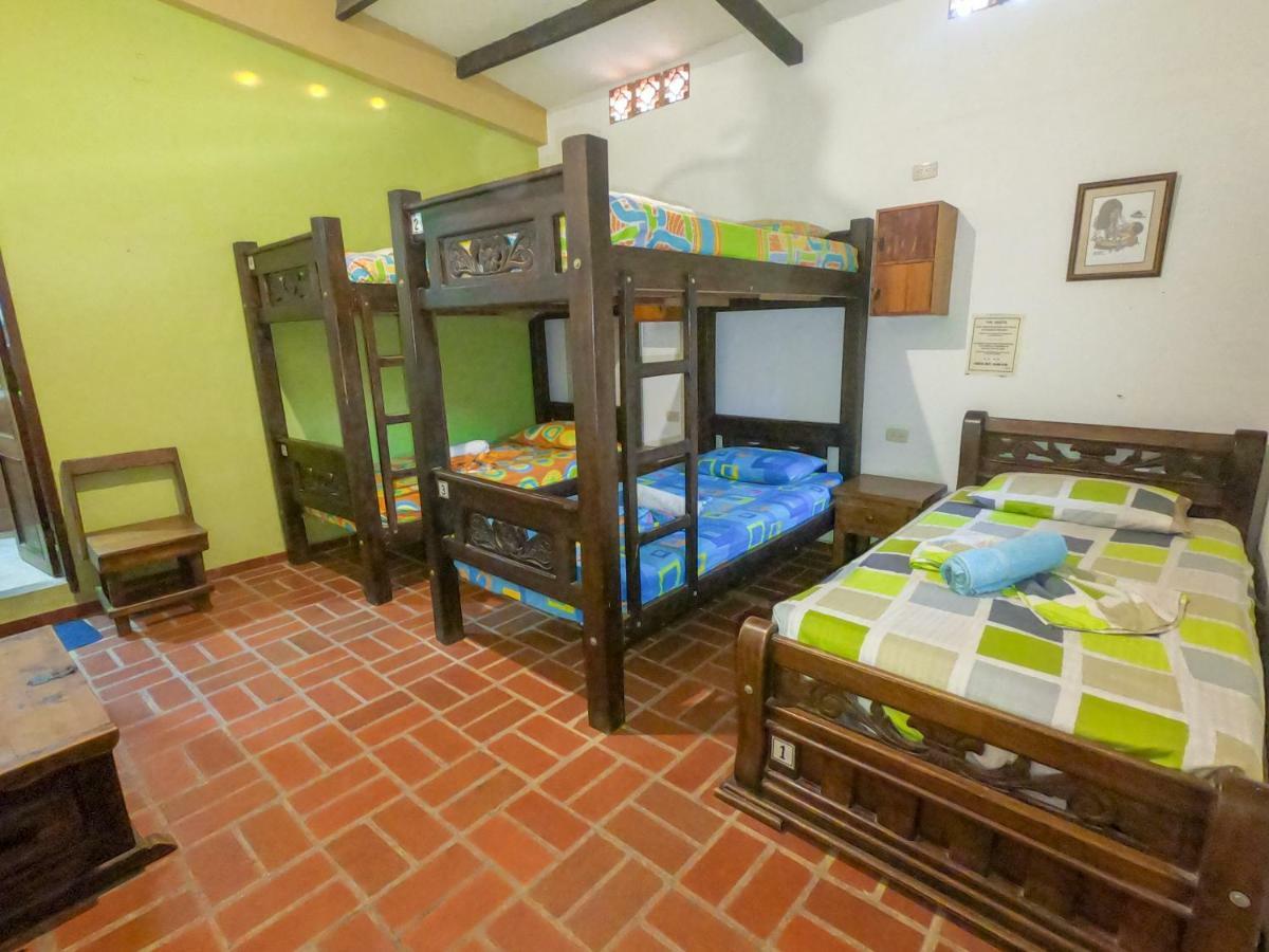 טגאנגה Hostal La Casa De Felipe מראה חיצוני תמונה